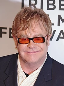 How tall is Elton John?